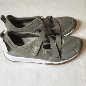 Ryka adjustable mesh mary jane sneakers